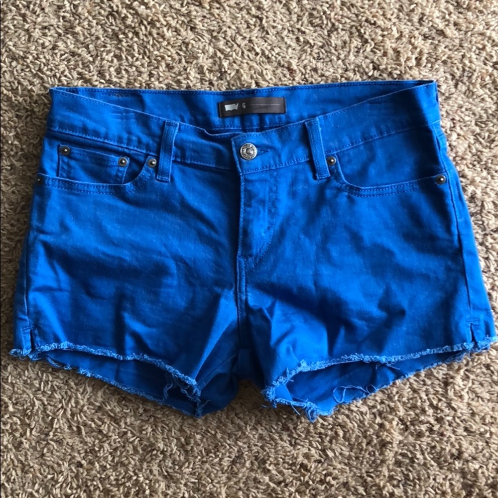 Royal Blue Levi’s Denim Shorts